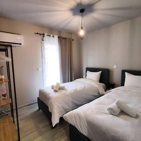 Alexandras Cozy Apartment อิโออันนินา ภายนอก รูปภาพ