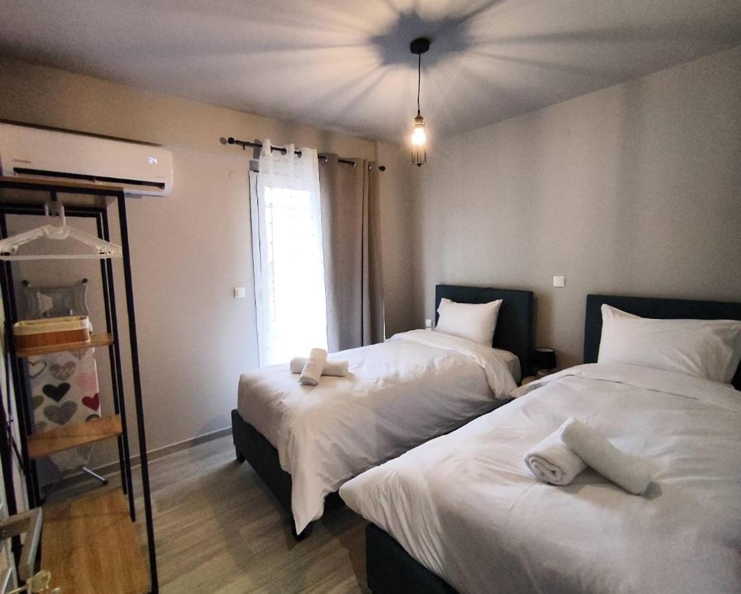 Alexandras Cozy Apartment อิโออันนินา ภายนอก รูปภาพ