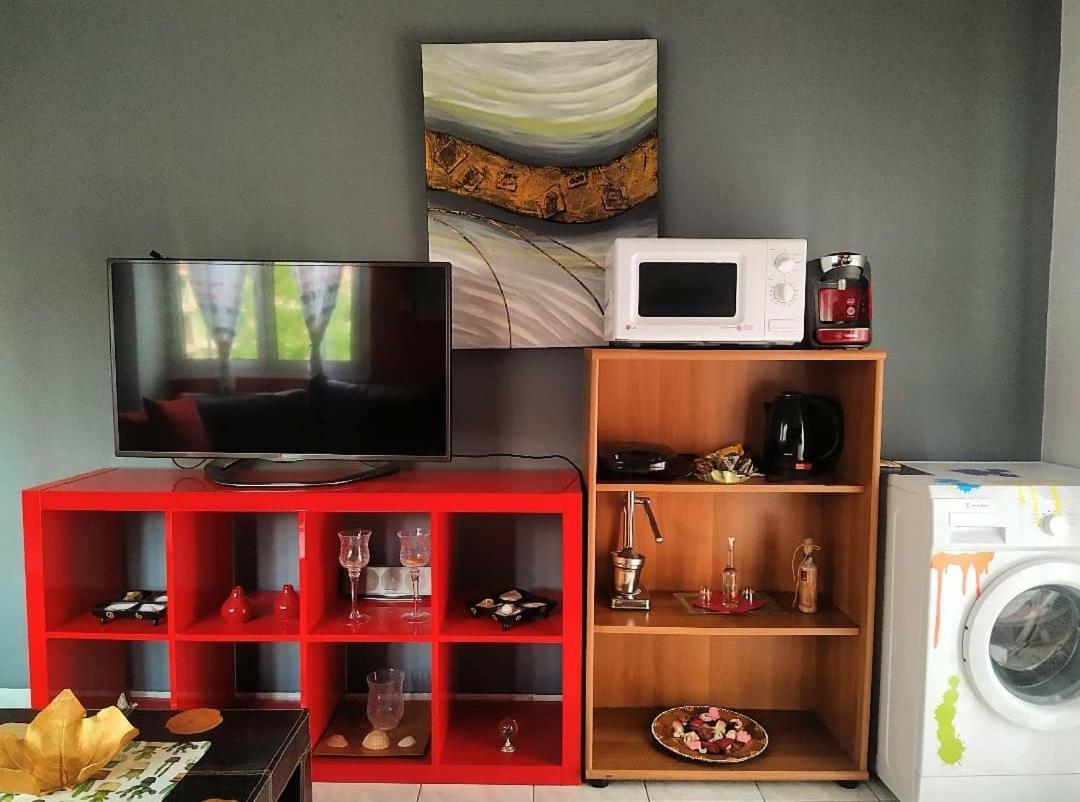 Alexandras Cozy Apartment อิโออันนินา ภายนอก รูปภาพ