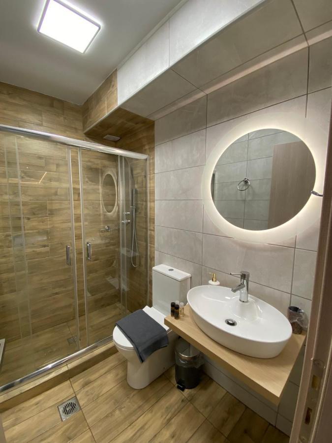 Alexandras Cozy Apartment อิโออันนินา ภายนอก รูปภาพ